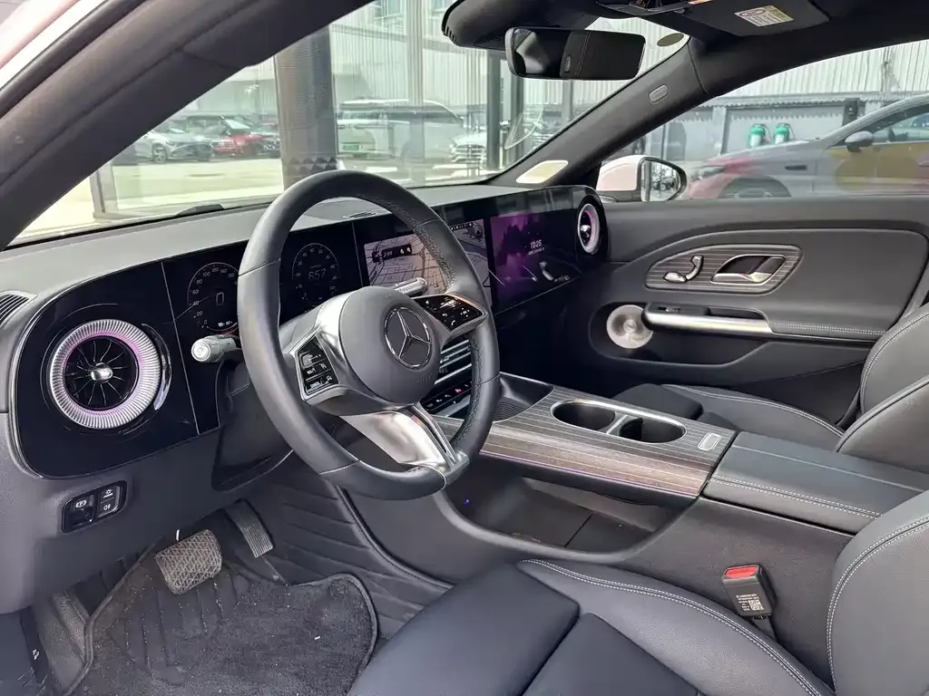 Mercedes-Benz CLA PHEV 2025 из CN, фото 2