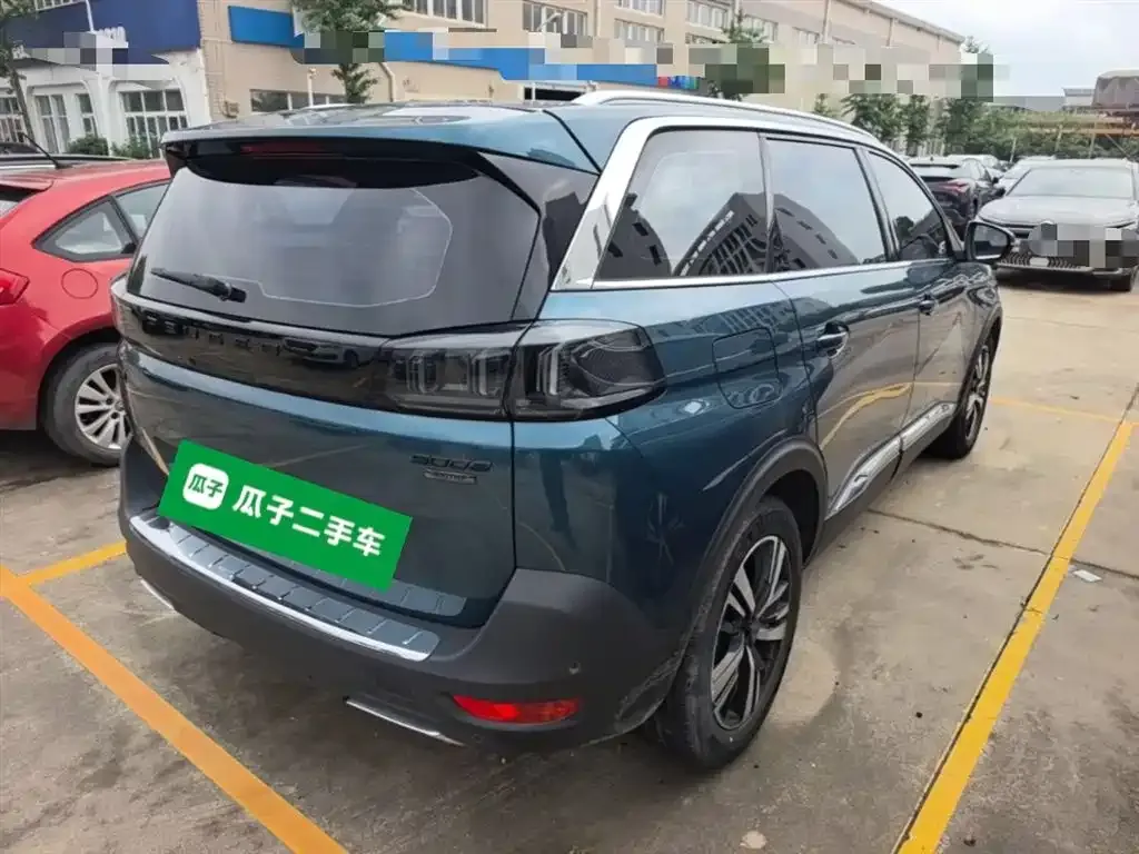 Peugeot 5008 2023 из CN, фото 2