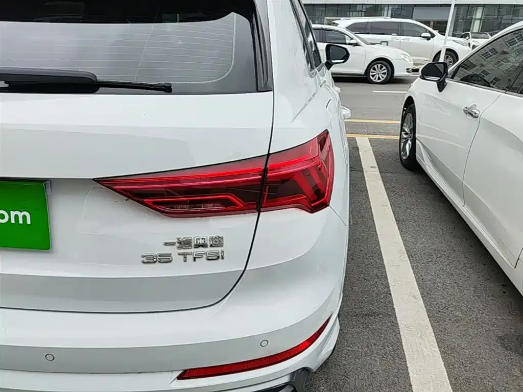 Audi Q3 2021 из CN, фото 8