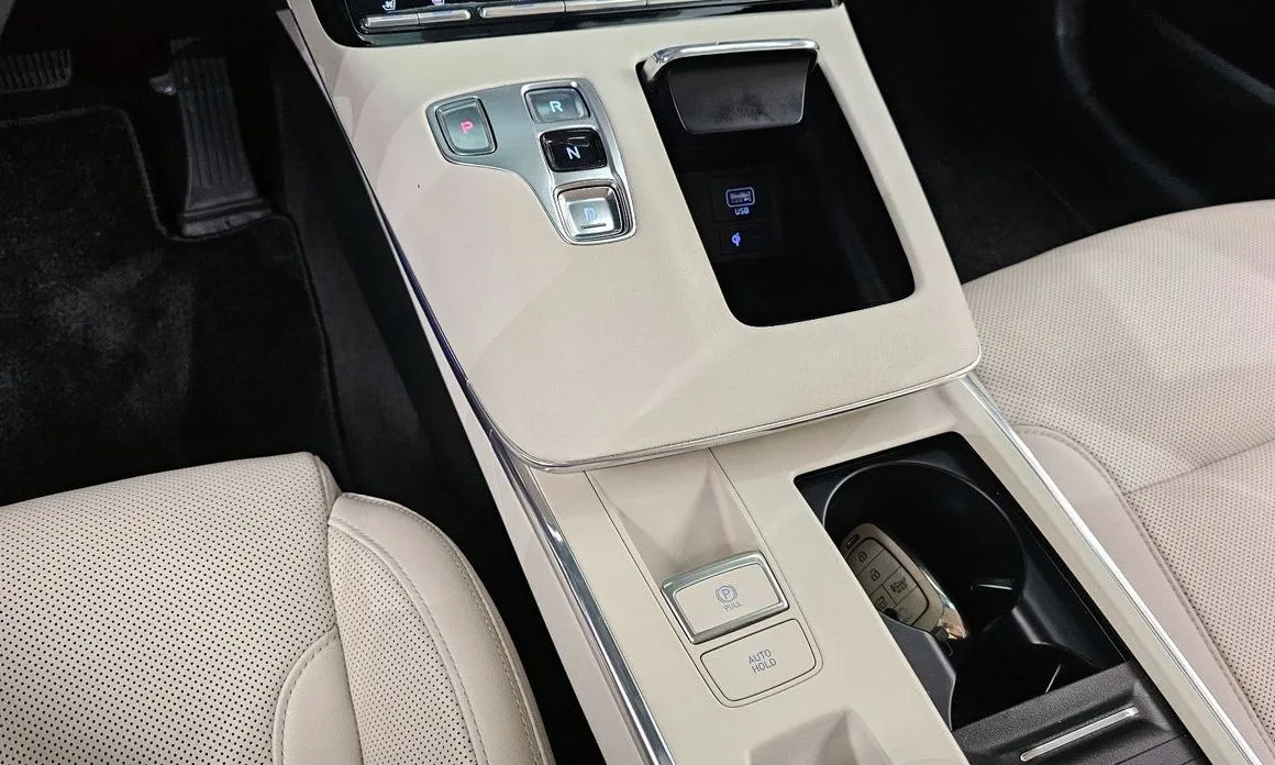 Hyundai Grandeur 2022 из KR, фото 4