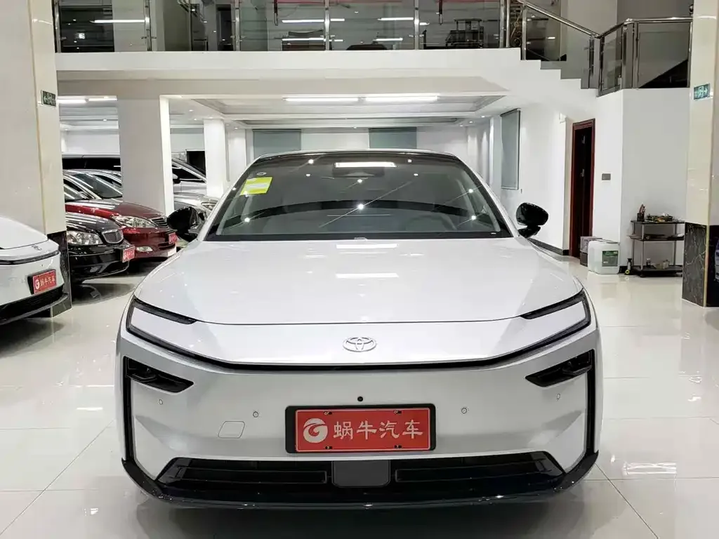 Toyota Platinum 7 2026 из CN, фото 4