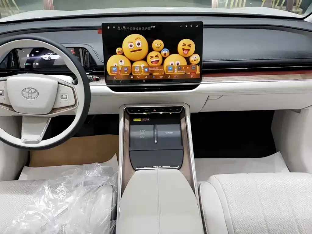 Toyota Platinum 7 2026 из CN, фото 9