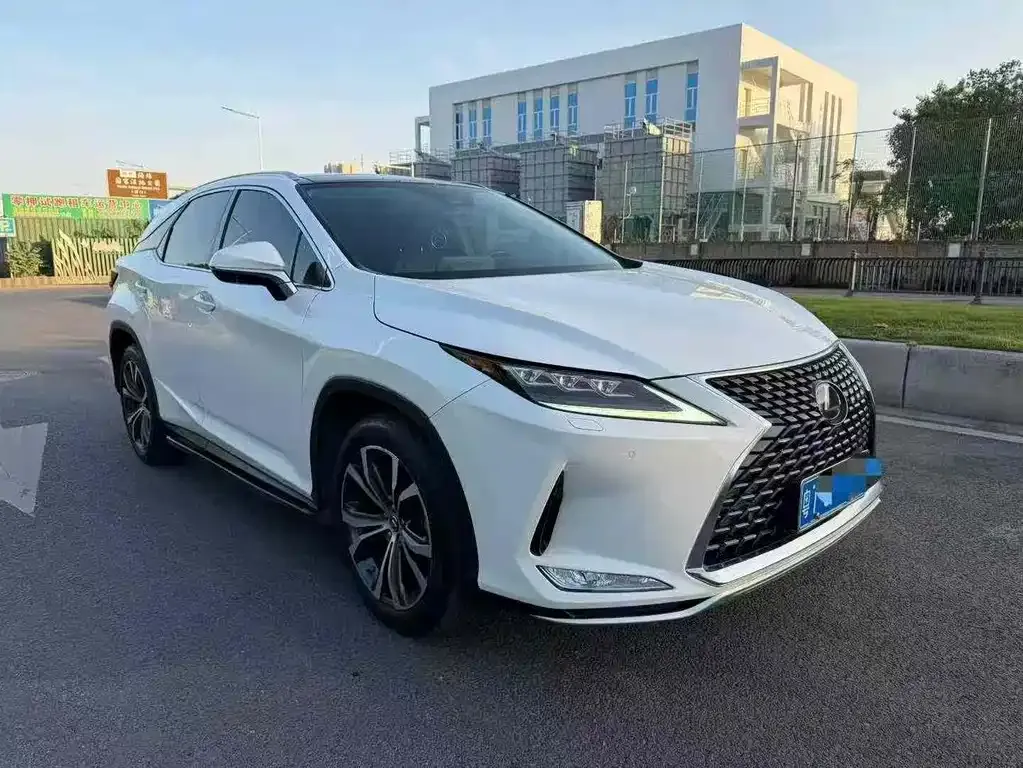 Lexus RX — фото 9