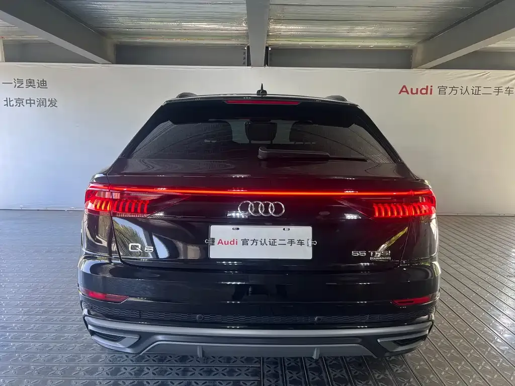 Audi Q8 — фото 6
