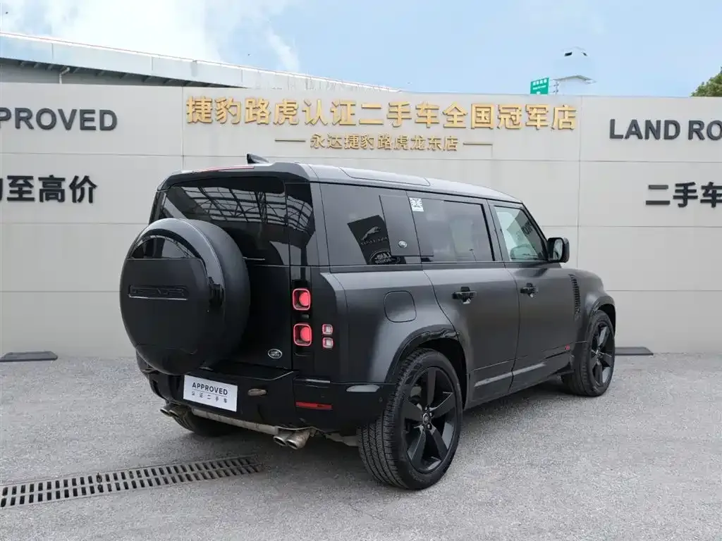 Land Rover Defender — фото 9