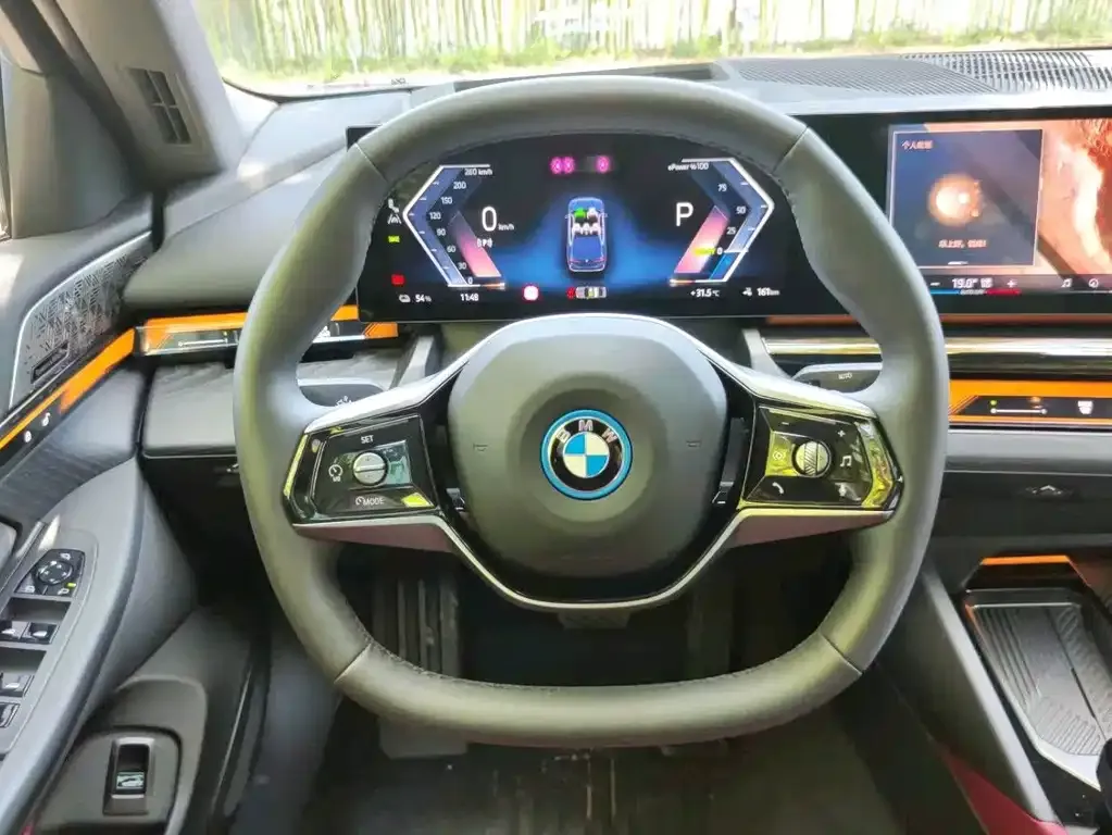 BMW i5 2024 из CN, фото 2