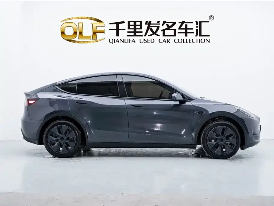 Tesla Model Y — фото 7