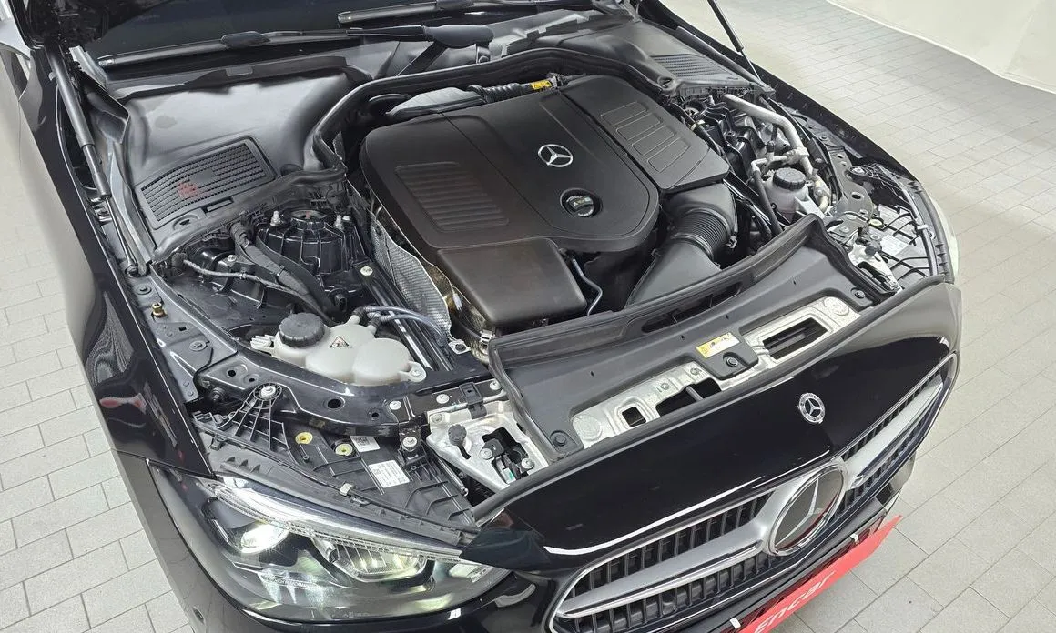 Mercedes-Benz C-Class 2023 из KR, фото 8