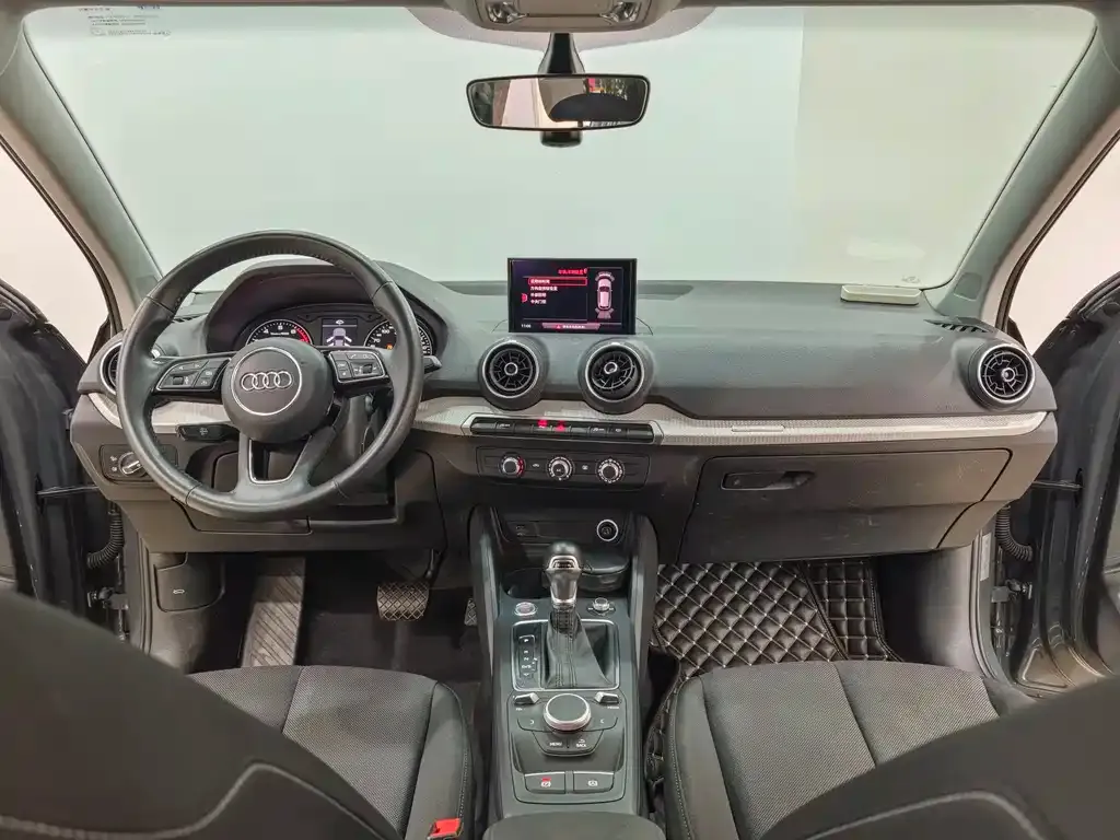 Audi Q2L 2021 из CN, фото 10