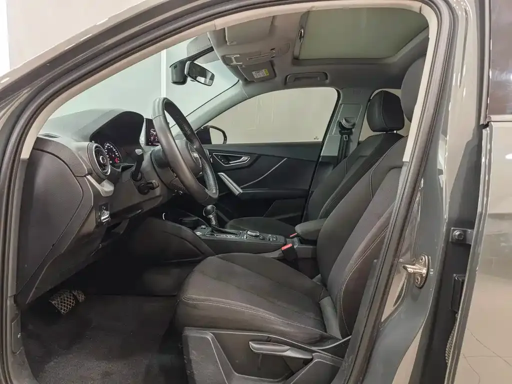 Audi Q2L 2021 из CN, фото 7