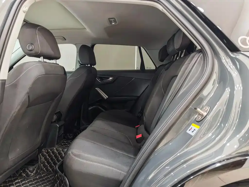 Audi Q2L 2021 из CN, фото 5