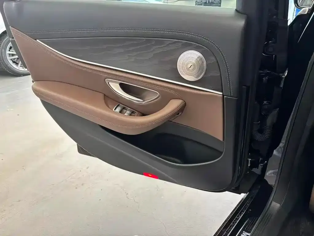 Mercedes-Benz E-Class 2021 из CN, фото 2