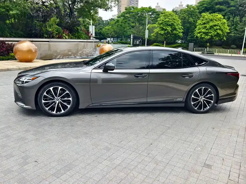 Lexus LS 2022 из CN, фото 4