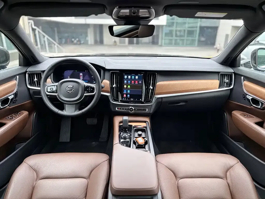 Volvo S90 — фото 3