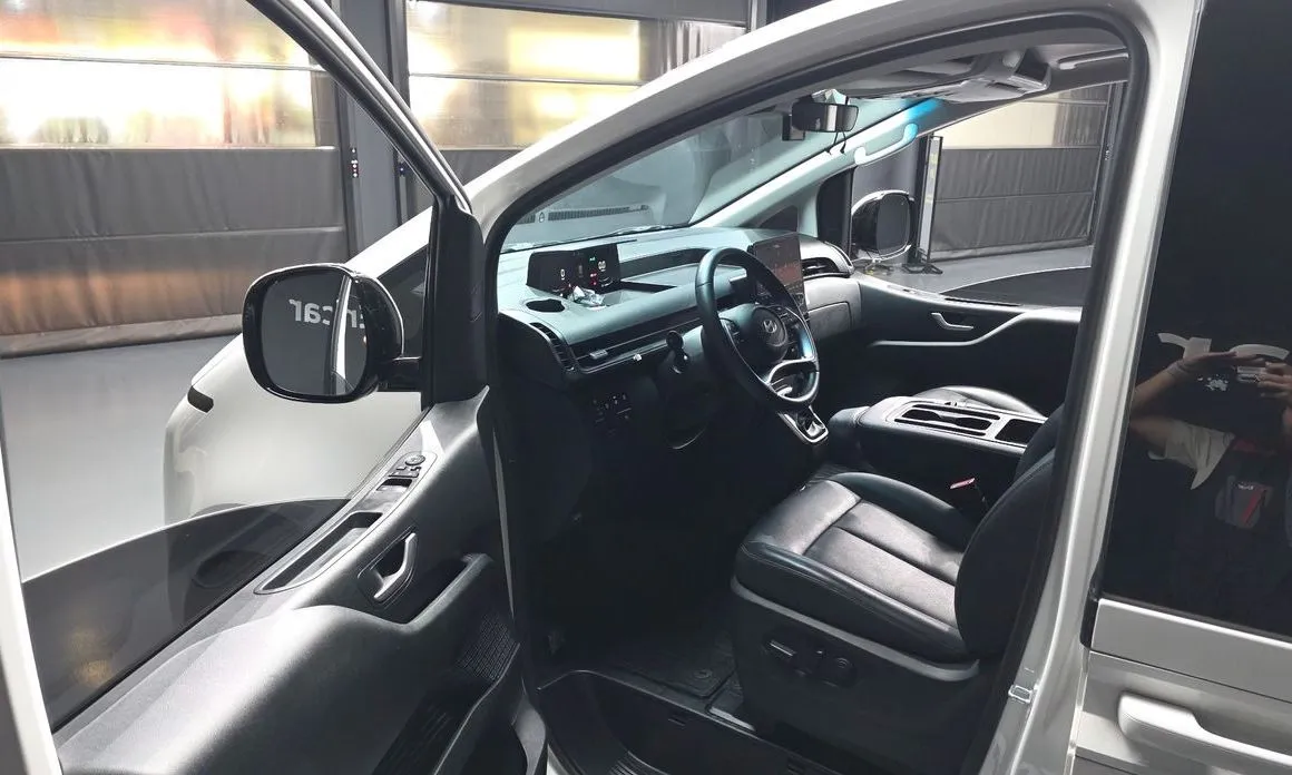 Hyundai Staria 2025 из KR, фото 6