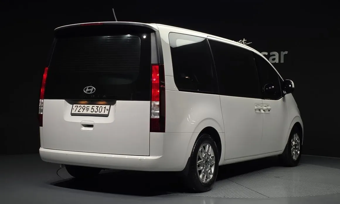 Hyundai Staria 2025 из KR, фото 3