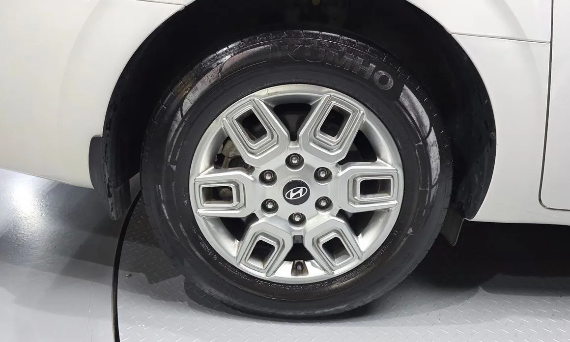 Hyundai Staria 2025 из KR, фото 2