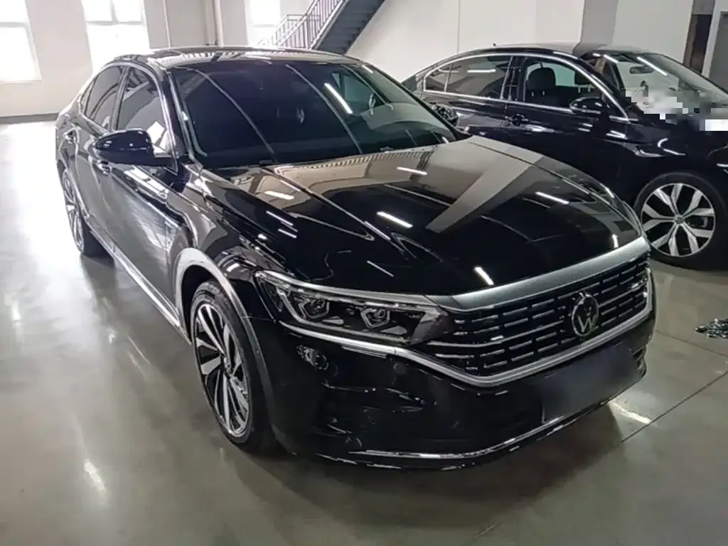 Volkswagen Passat — фото 4