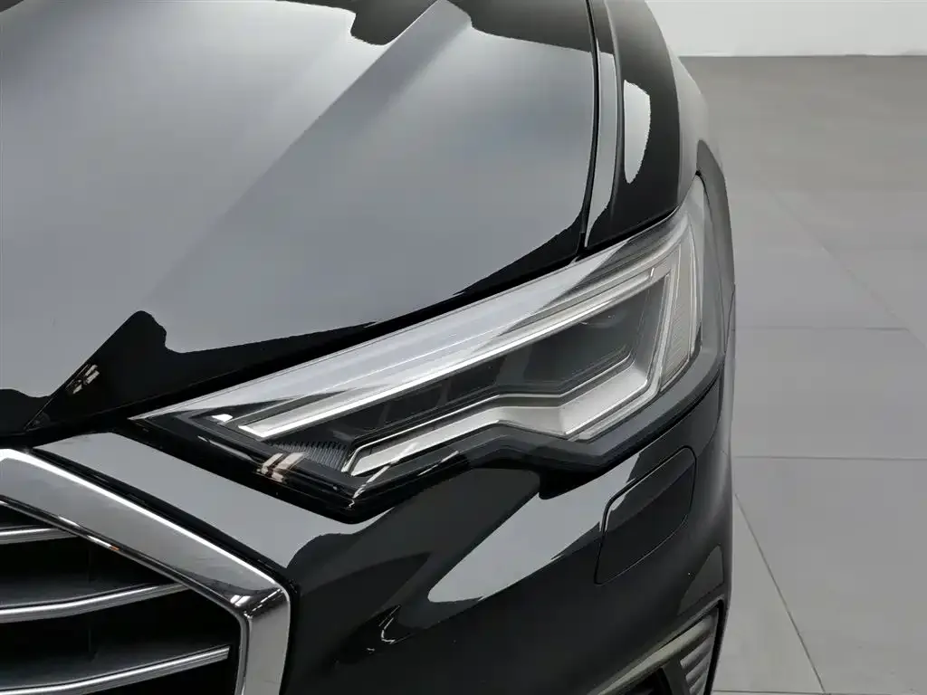 Audi A6L New Energy 2021 из CN, фото 3