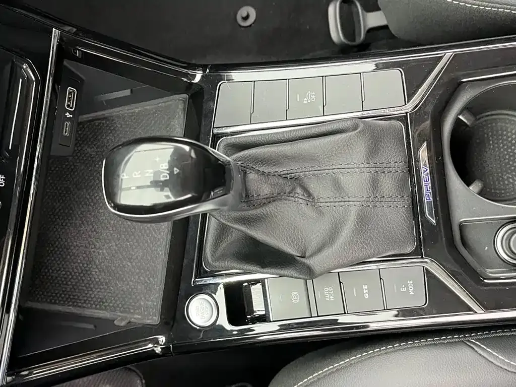 Volkswagen 帕萨特插电混动 — фото 6