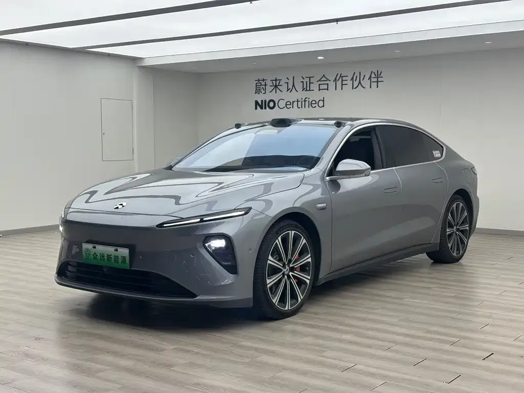 NIO ET7