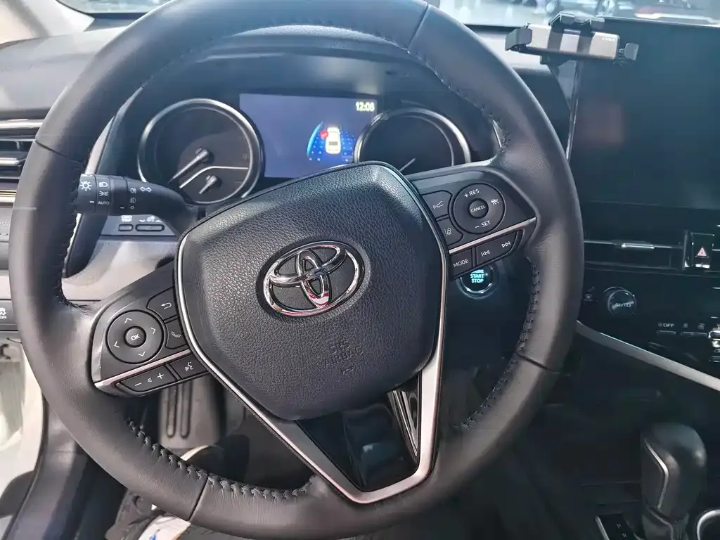 Toyota Camry 2023 из CN, фото 6
