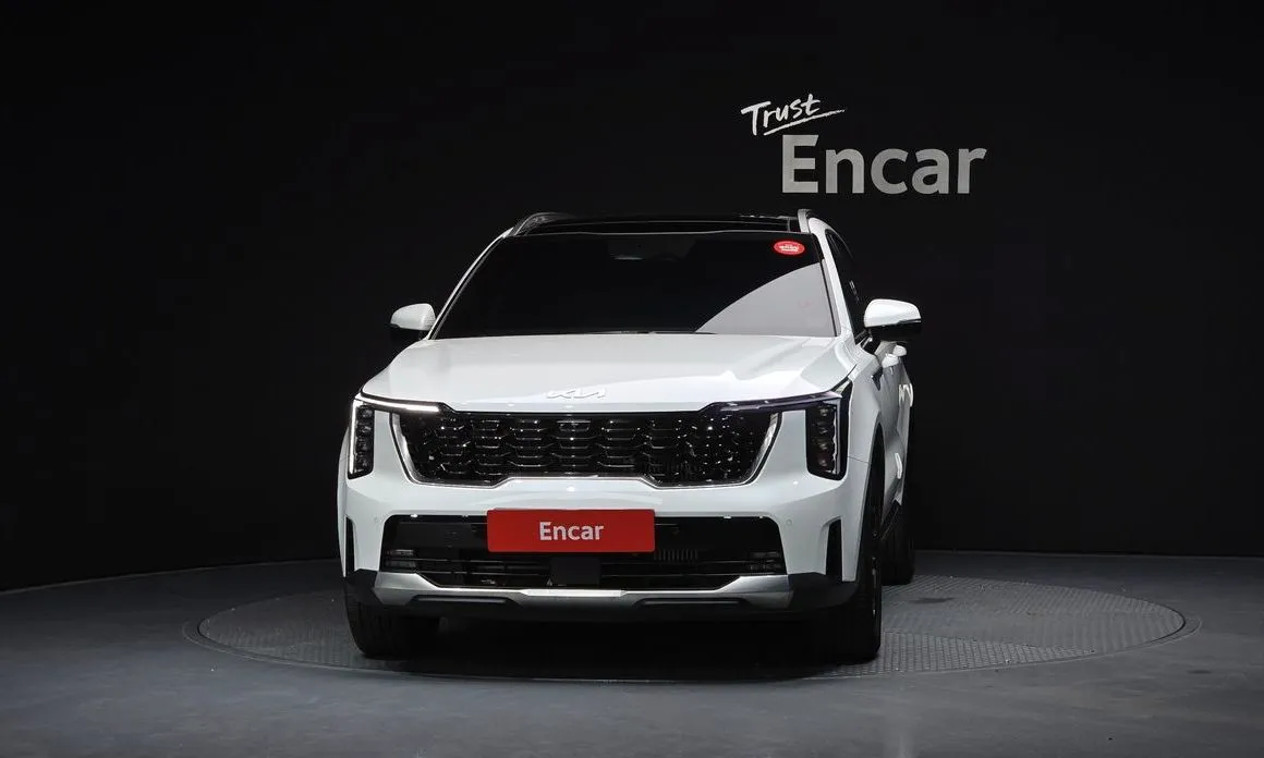 Kia Sorento — фото 9