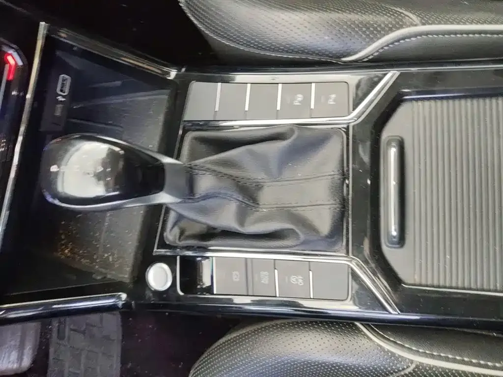 Volkswagen Passat — фото 7