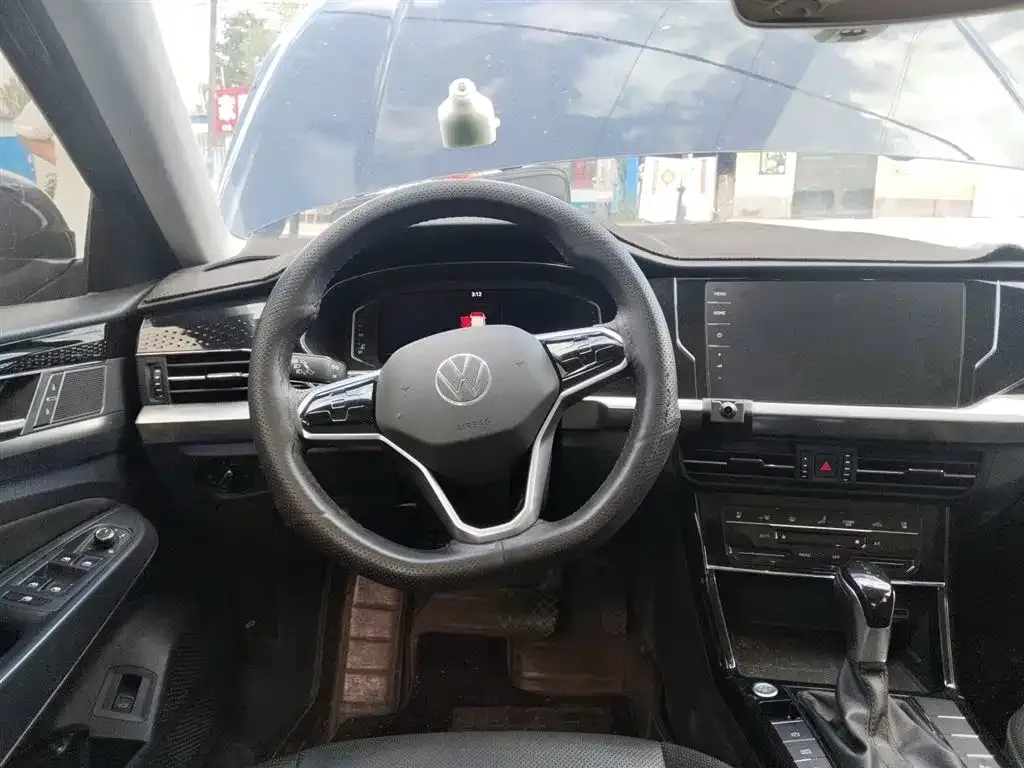 Volkswagen Passat — фото 9