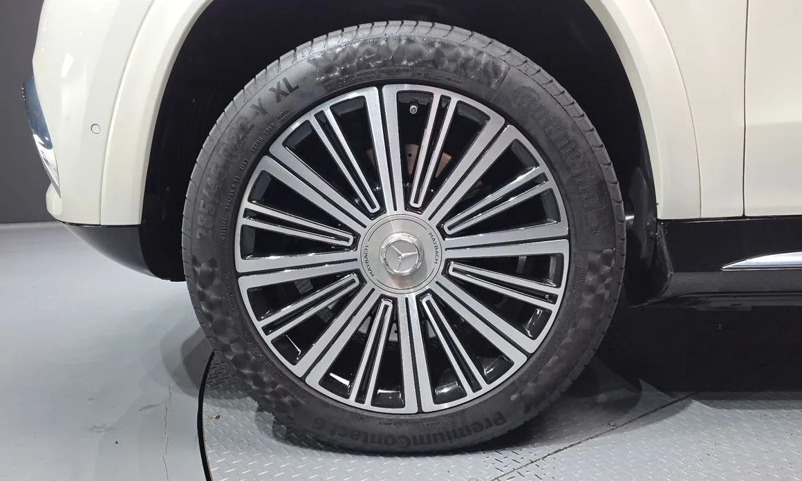 Mercedes-Benz GLS-Class 2023 из KR, фото 10