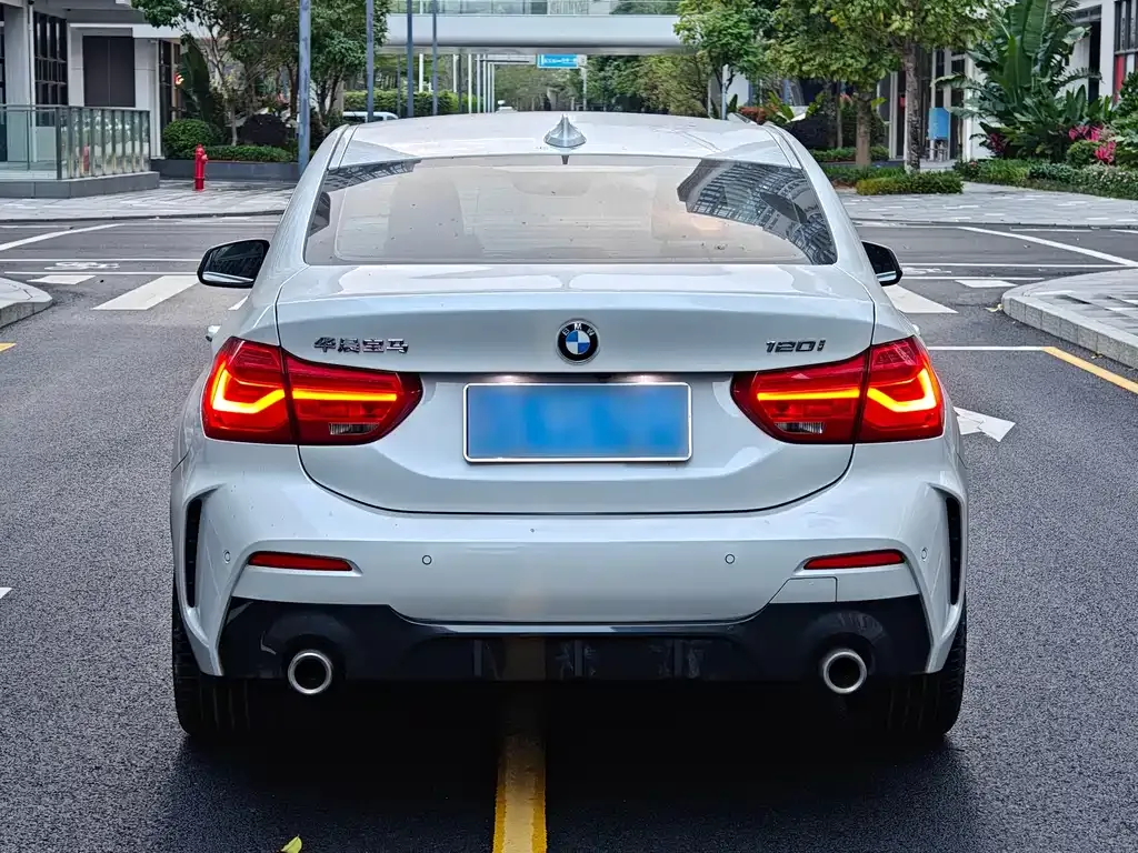BMW 1 Series 2021 из CN, фото 7