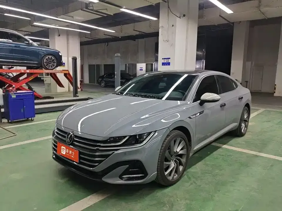 Volkswagen CC — фото 1