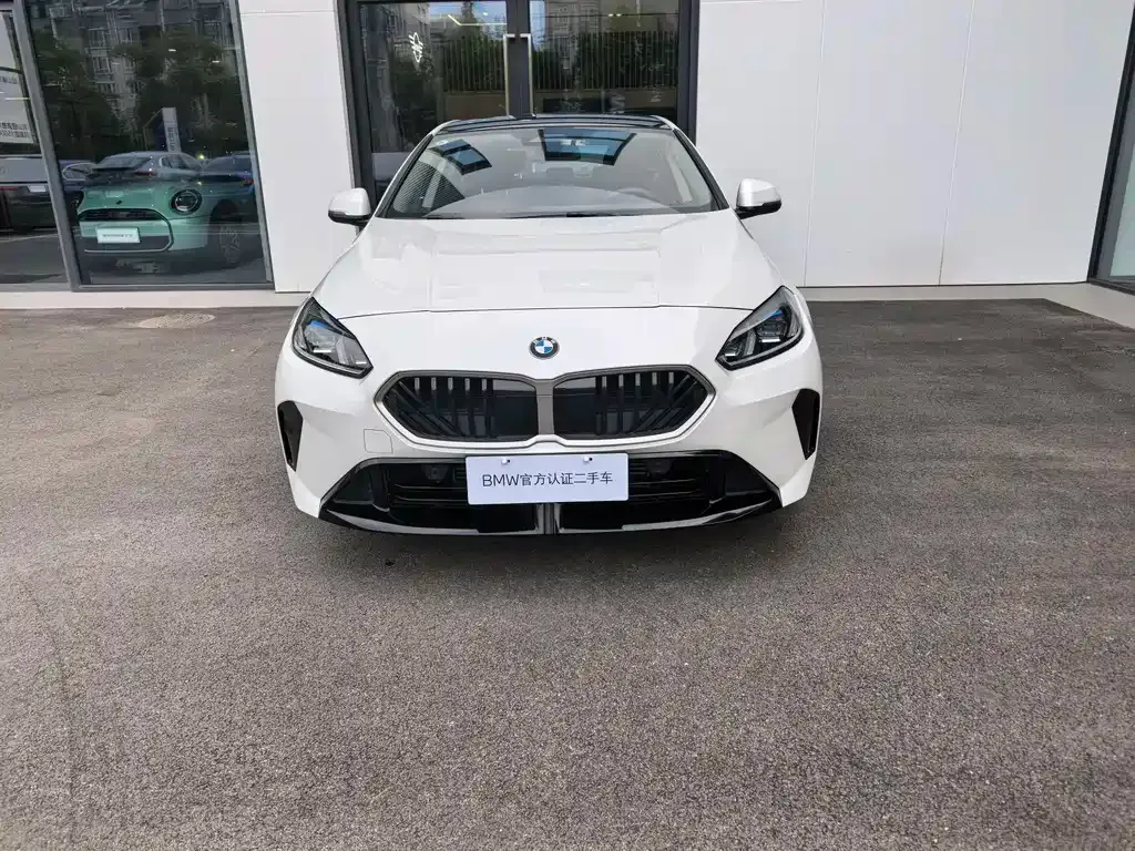 BMW 2 Series 2025 из CN, фото 9