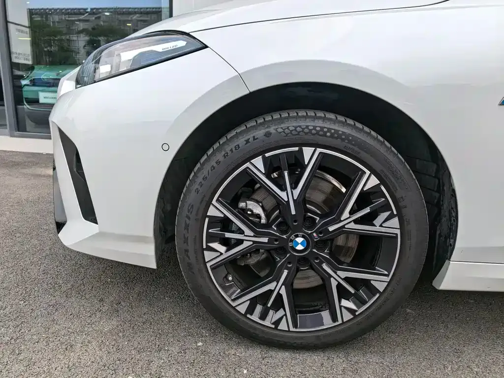 BMW 2 Series 2025 из CN, фото 4