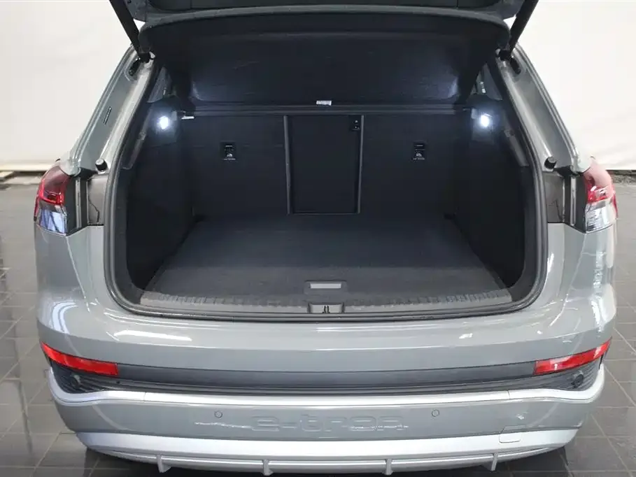 Audi Q4 e-tron — фото 10