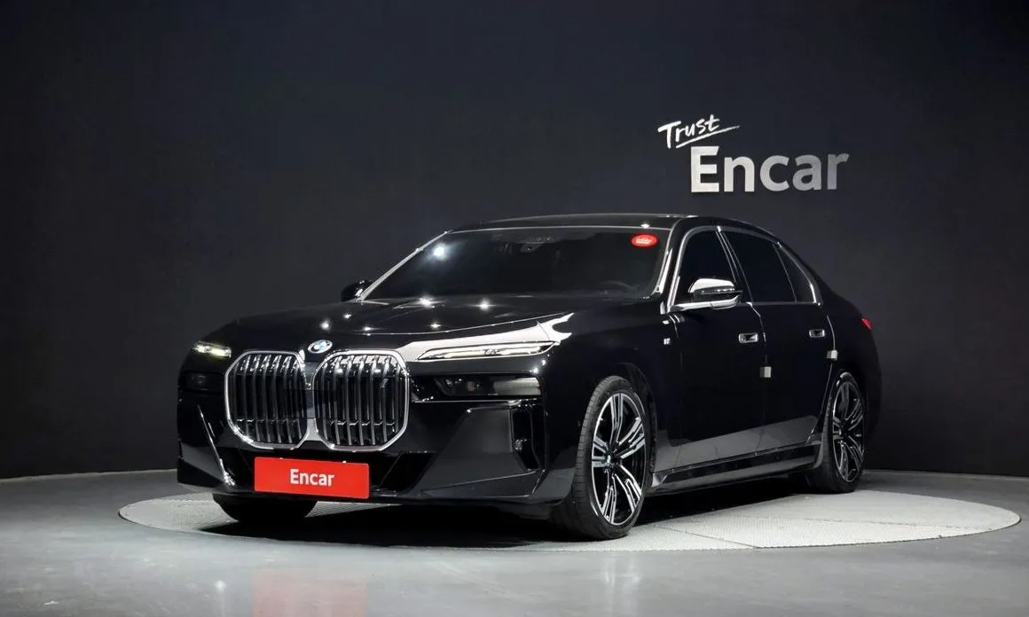 BMW i7 2024 из KR, фото 1