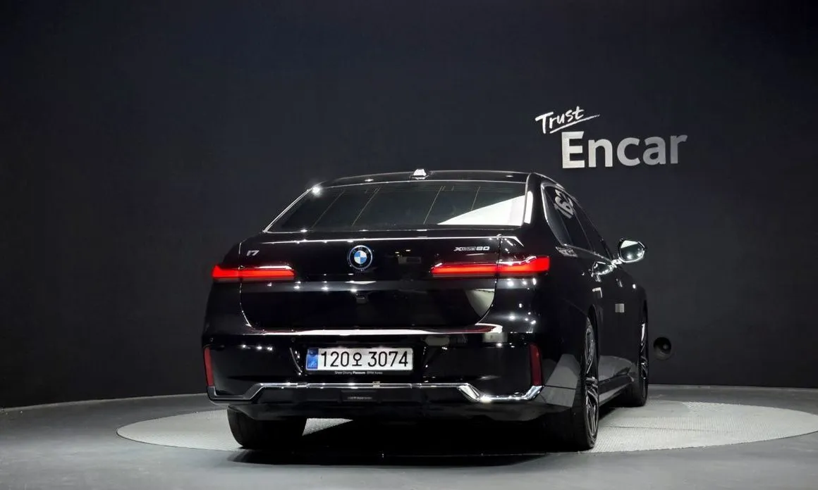 BMW i7 2024 из KR, фото 3