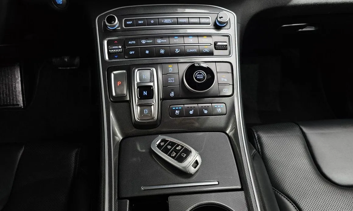Hyundai Santafe — фото 9