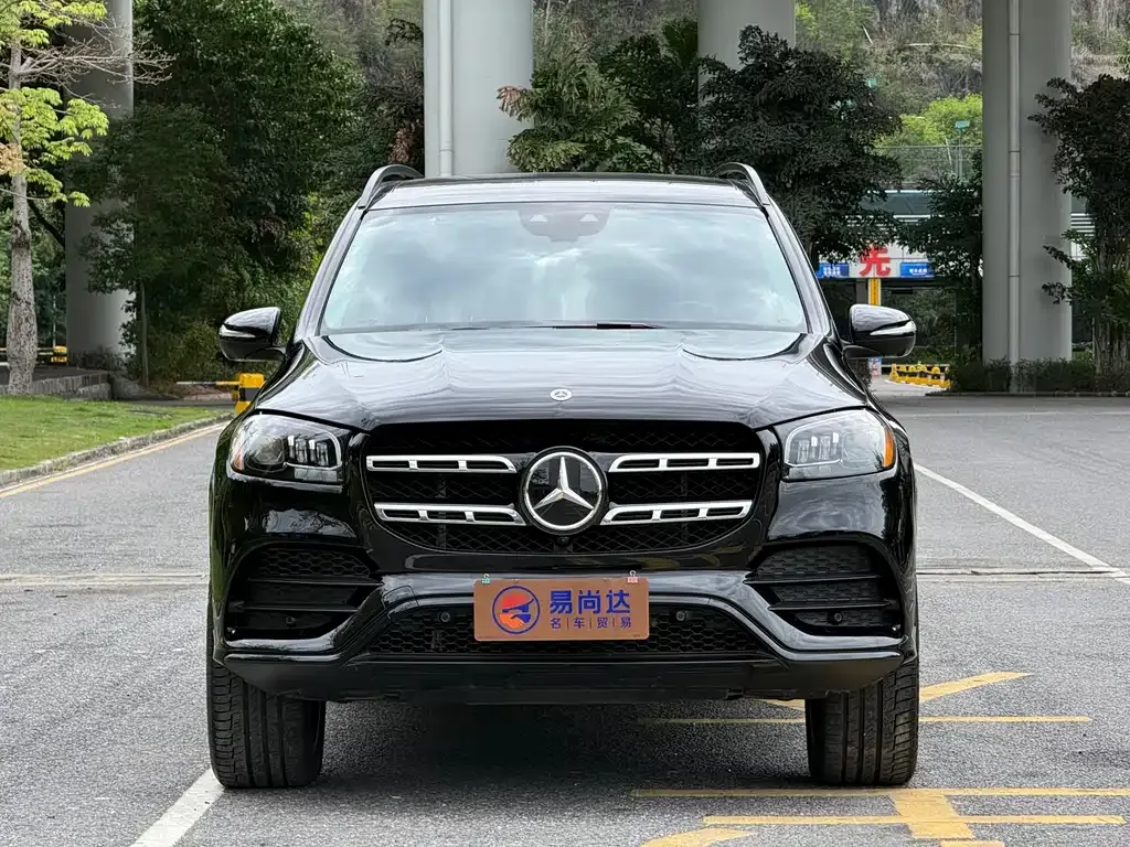 Mercedes-Benz GLS — фото 9