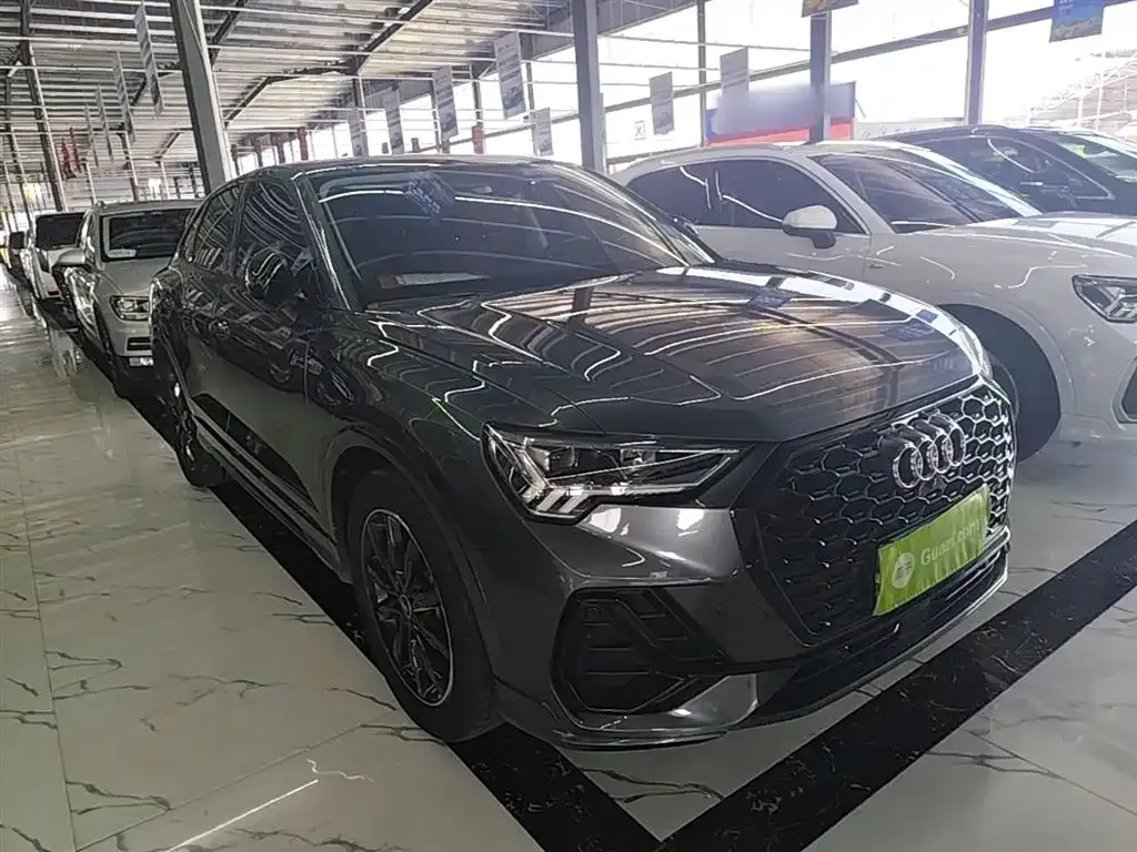 Audi Q3 Sportback 2021 из CN, фото 10