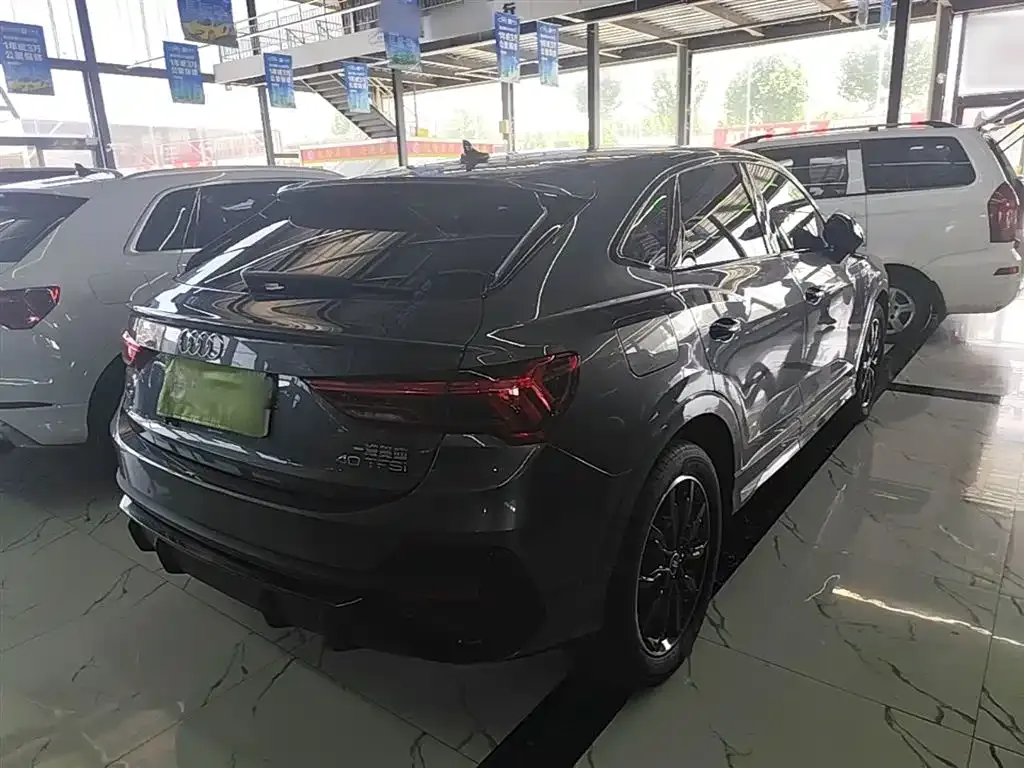 Audi Q3 Sportback 2021 из CN, фото 4