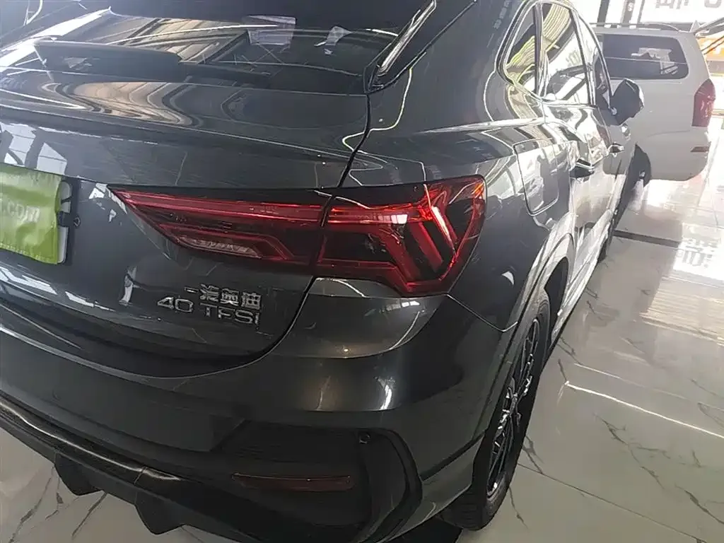 Audi Q3 Sportback 2021 из CN, фото 7