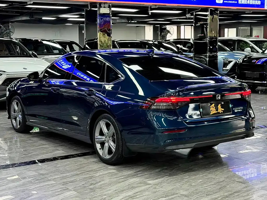 Honda Accord New Energy 2024 из CN, фото 2