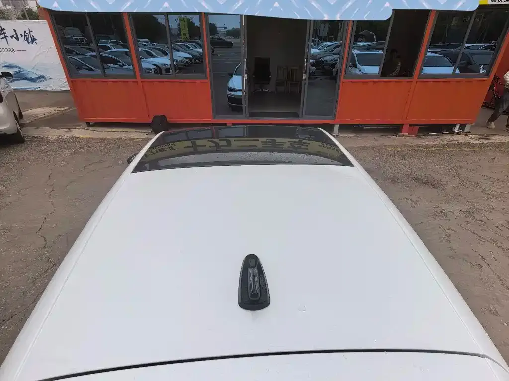 Volkswagen Golf 2023 из CN, фото 6