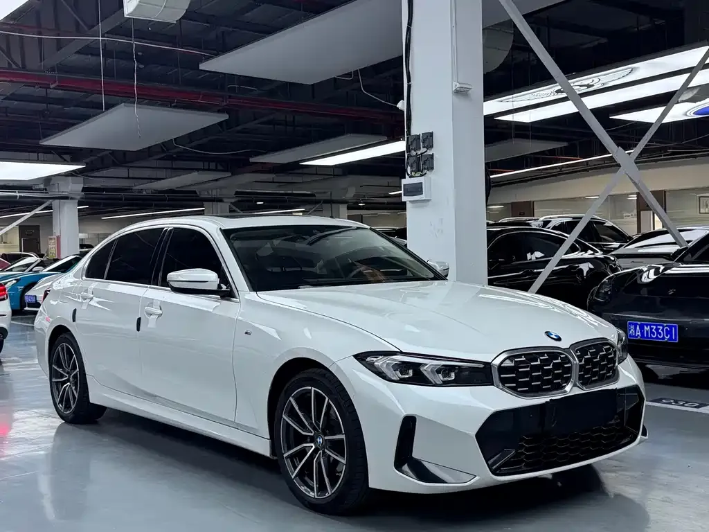 BMW 3 Series 2023 из CN, фото 4