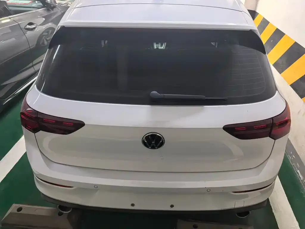 Volkswagen Golf GTI 2023 из CN, фото 6