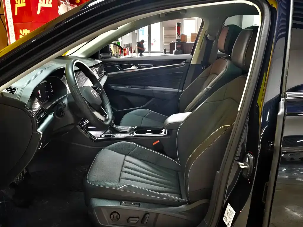 Volkswagen Passat — фото 2