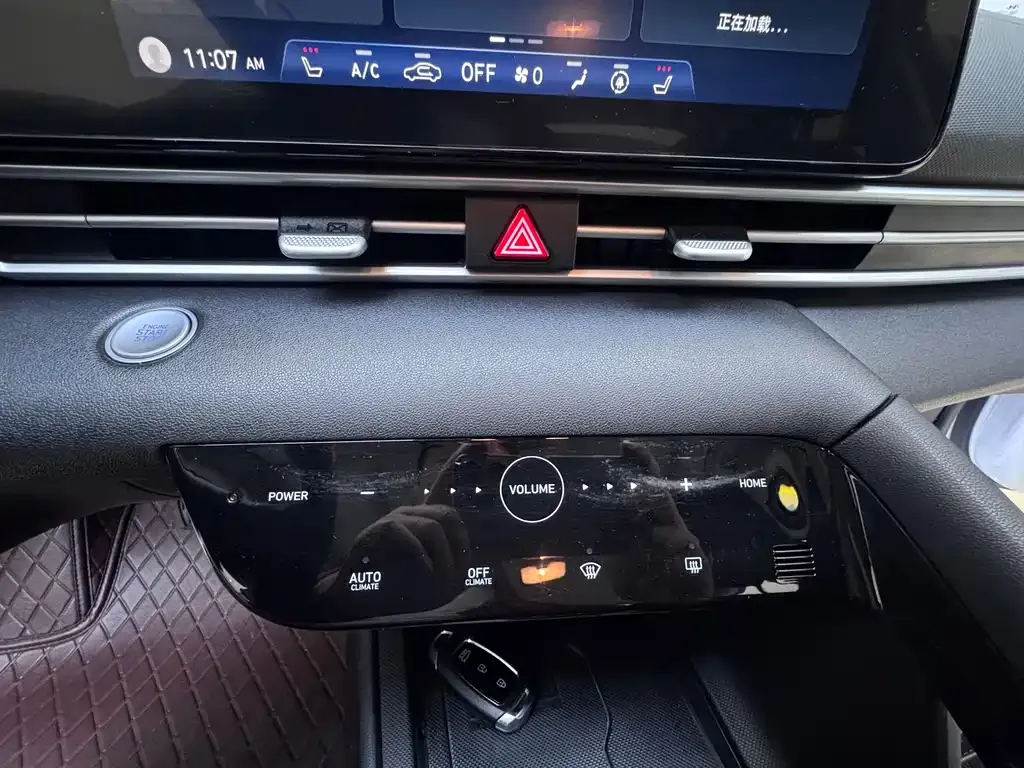Hyundai Elantra — фото 9
