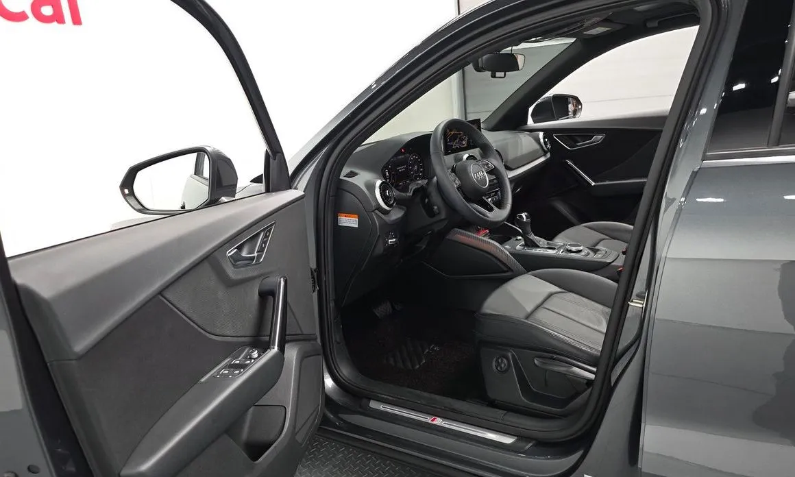 Audi Q2 2023 из KR, фото 7