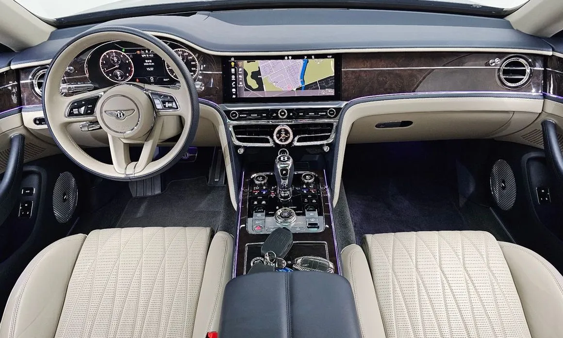 Bentley Flying Spur 2022 из KR, фото 7